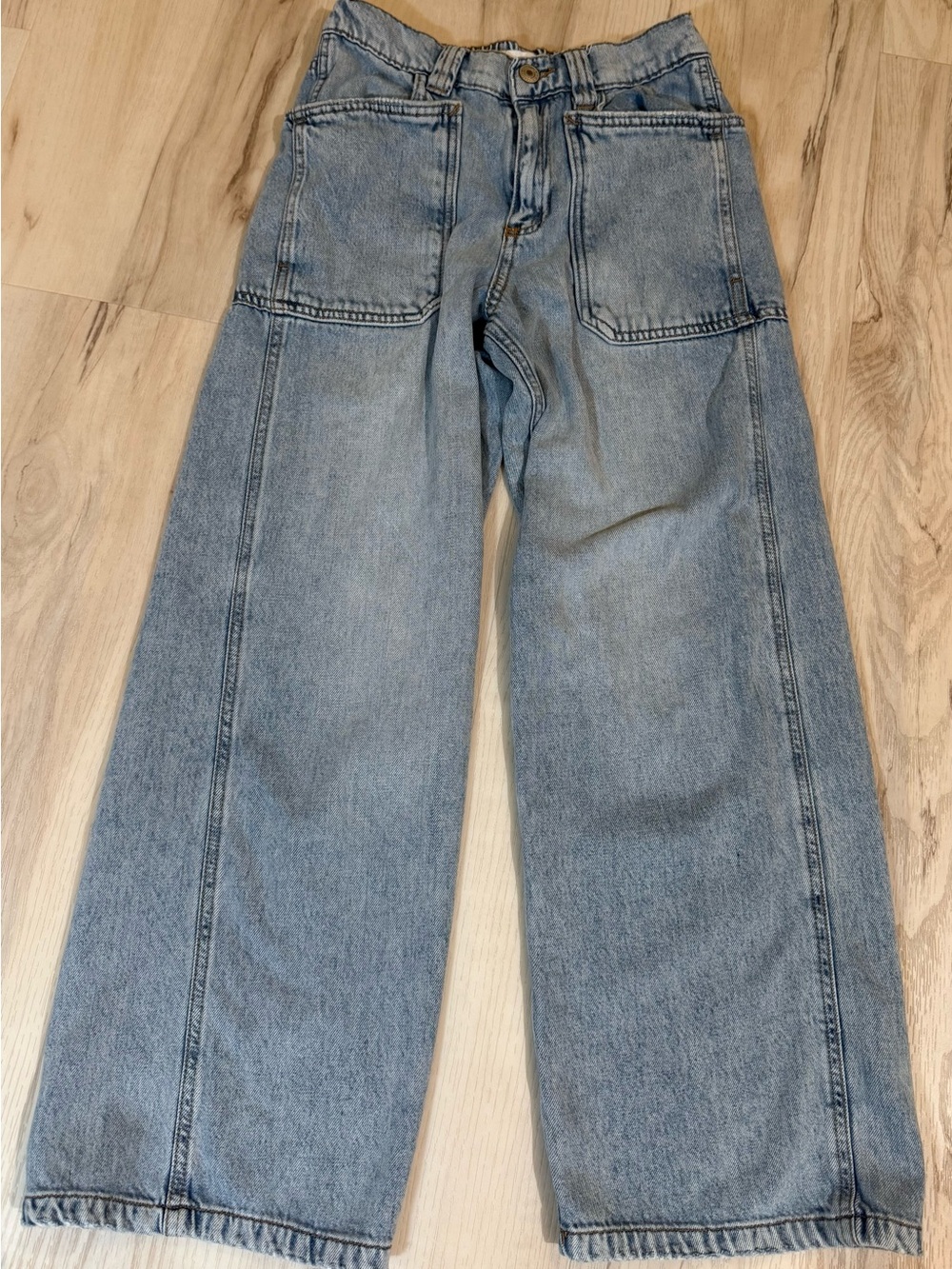Zara Girl’s Light Blue,Wide-Leg Patch Pocket, Pull On Jeans. Size 11-12 Years.